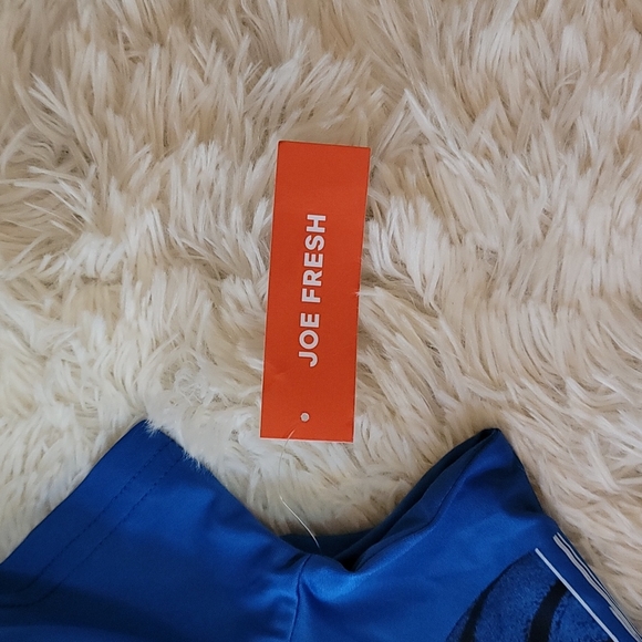 Boy's shirt, Activewear, size 4, Joe Fresh - Picture 4 of 4